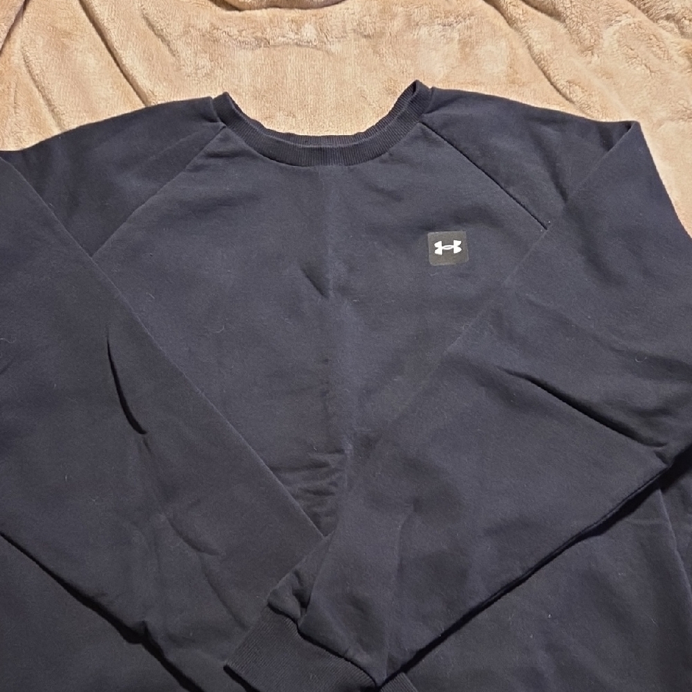Under Armour Black Crewneck Sweatshirt